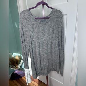 Athleta Criss Cross Sweatshirt, Grey Size Large oversized EUC athletic comfy